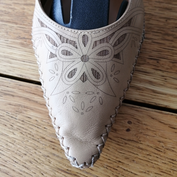 COPY - Vintage sling back point toe kitten heels - Picture 2 of 7